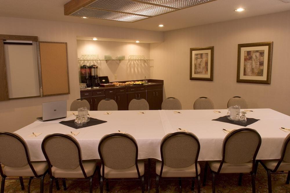 Monarch Hotel & Conference Center Clackamas Extérieur photo